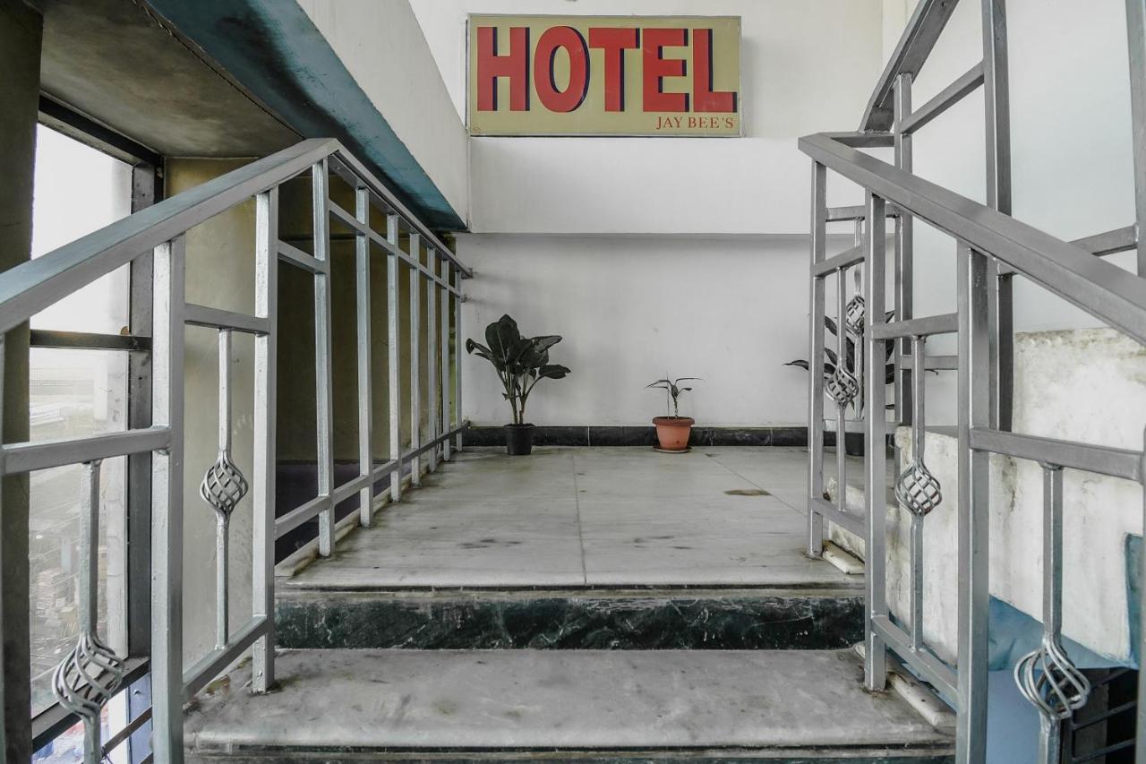 דיברוגר Oyo Flagship 71156 Hotel Jaybee'S מראה חיצוני תמונה