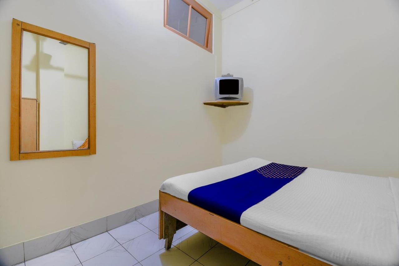 דיברוגר Oyo Flagship 71156 Hotel Jaybee'S מראה חיצוני תמונה