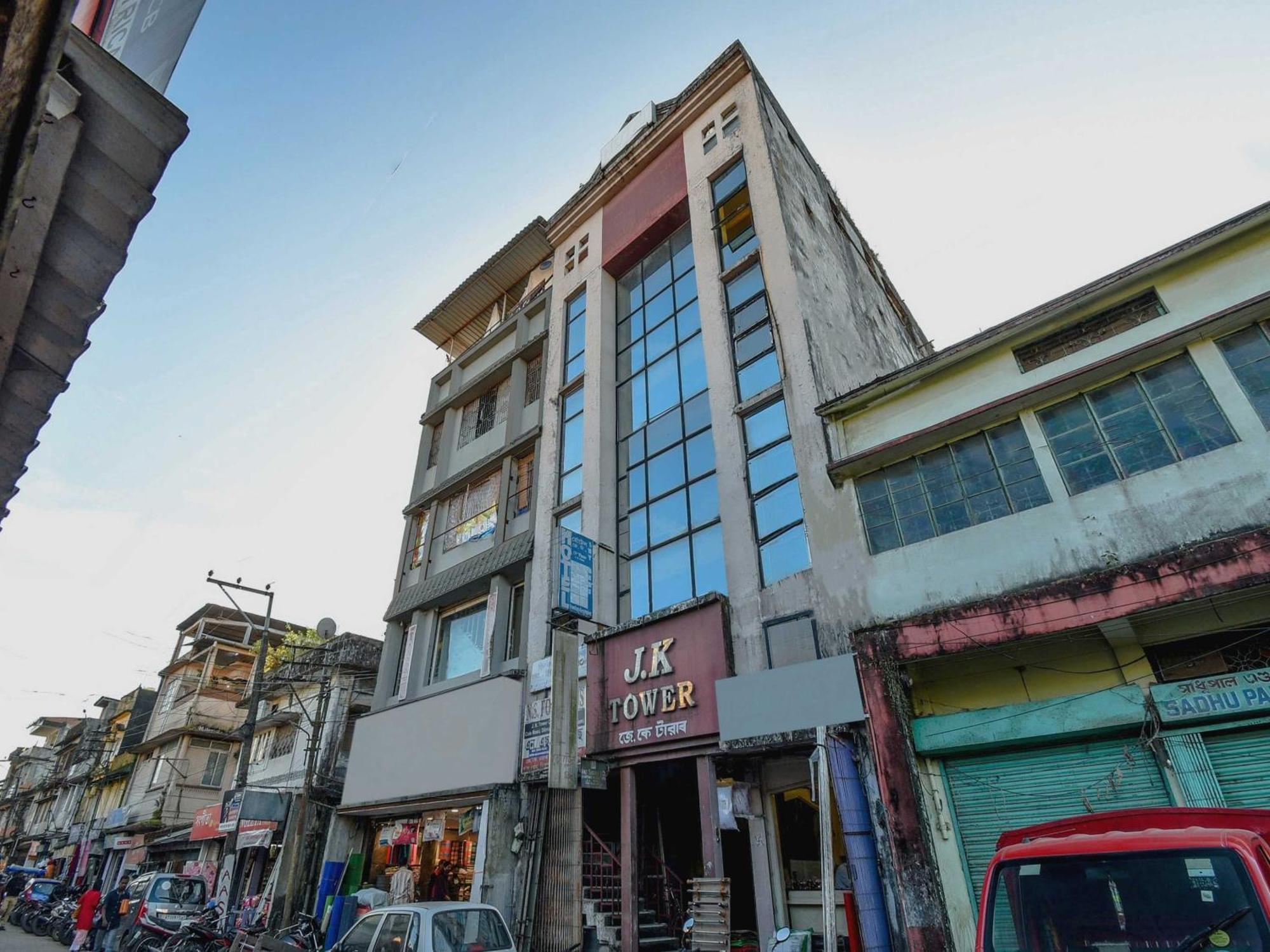 דיברוגר Oyo Flagship 71156 Hotel Jaybee'S מראה חיצוני תמונה