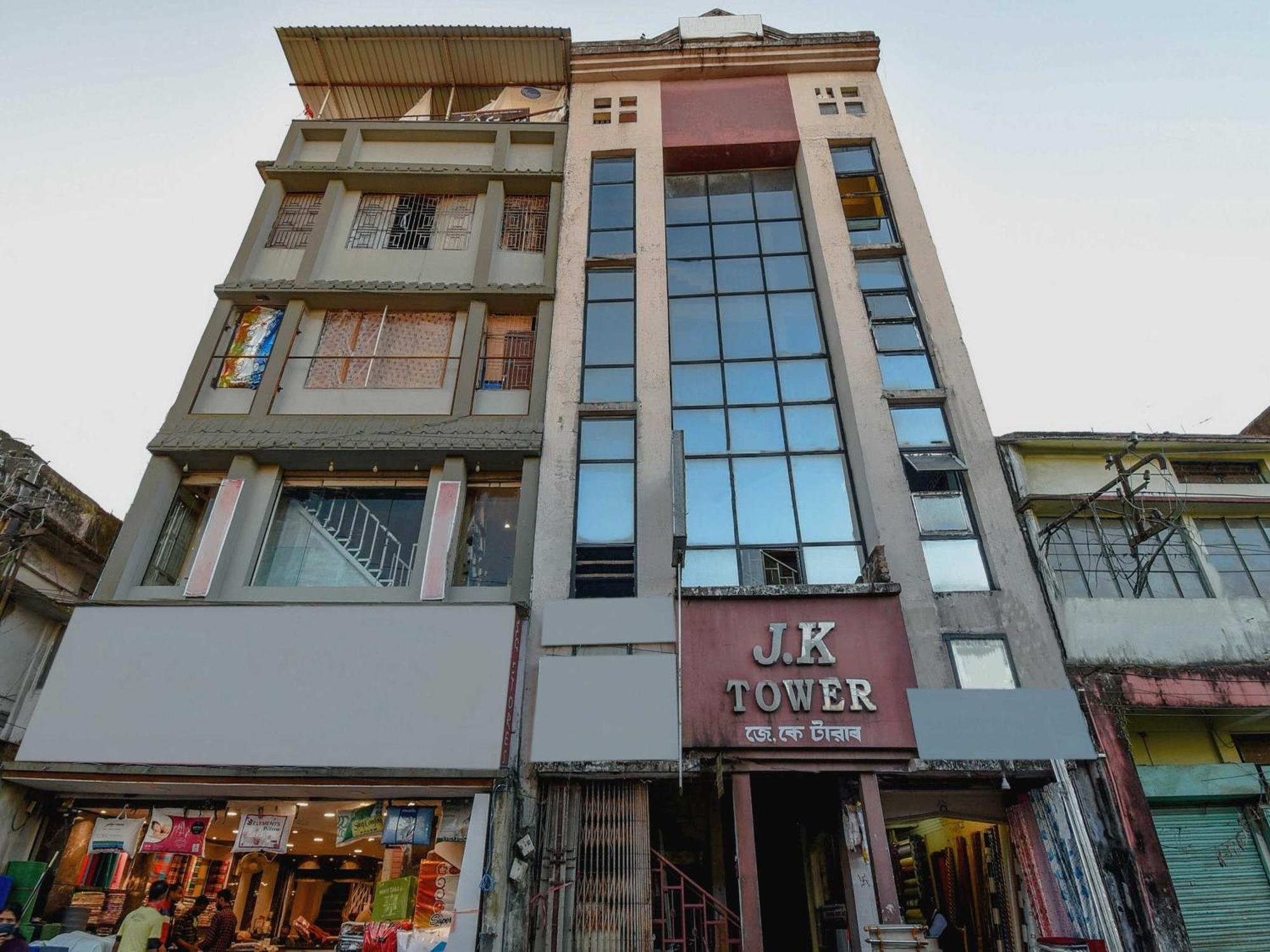 דיברוגר Oyo Flagship 71156 Hotel Jaybee'S מראה חיצוני תמונה